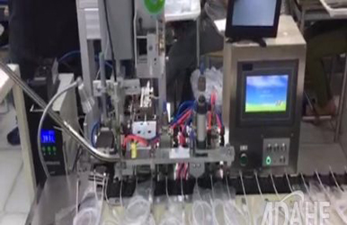 手機數據線專用自動焊錫機器人視頻